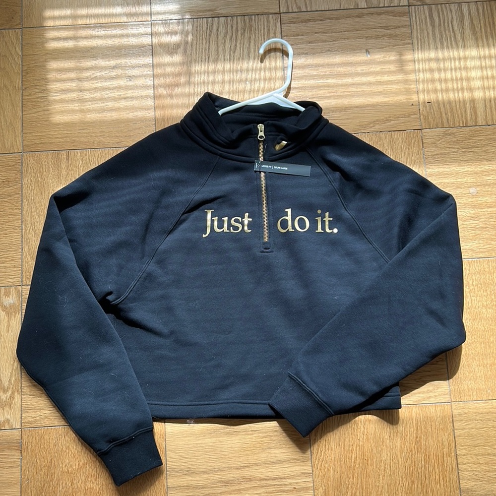 black and gold nike half zip